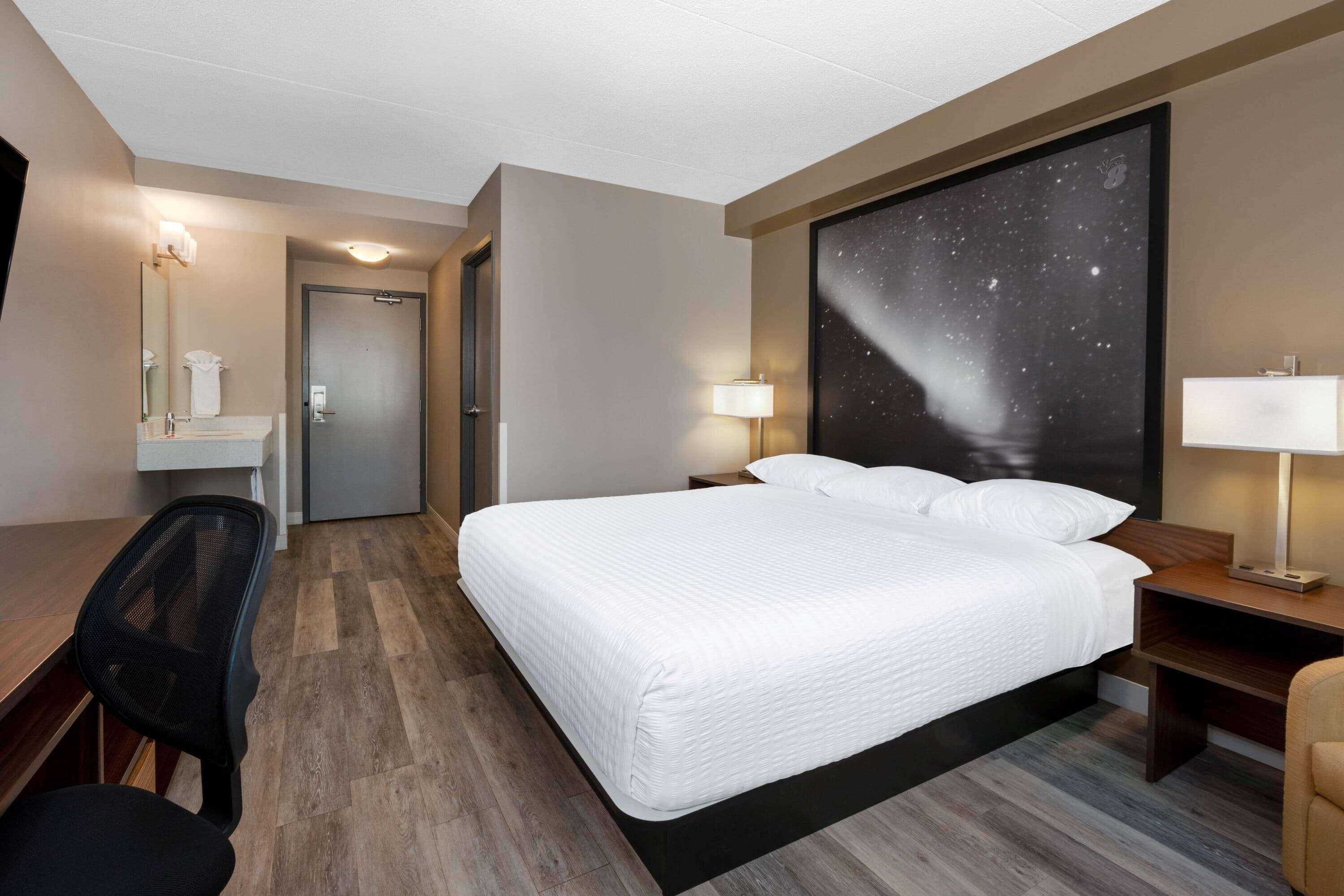 Super 8 By Wyndham Winnipeg West מראה חיצוני תמונה