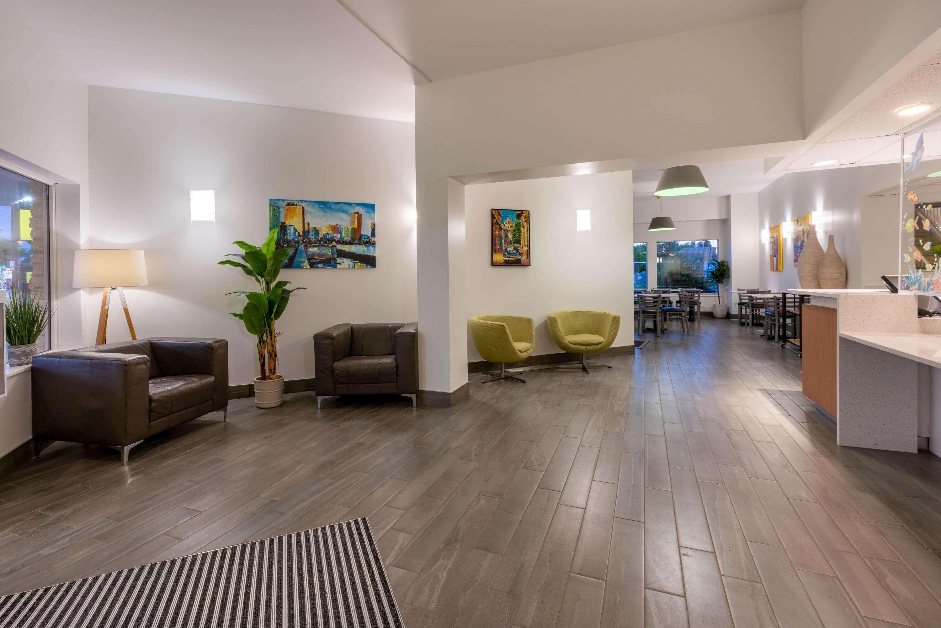 Super 8 By Wyndham Winnipeg West מראה חיצוני תמונה