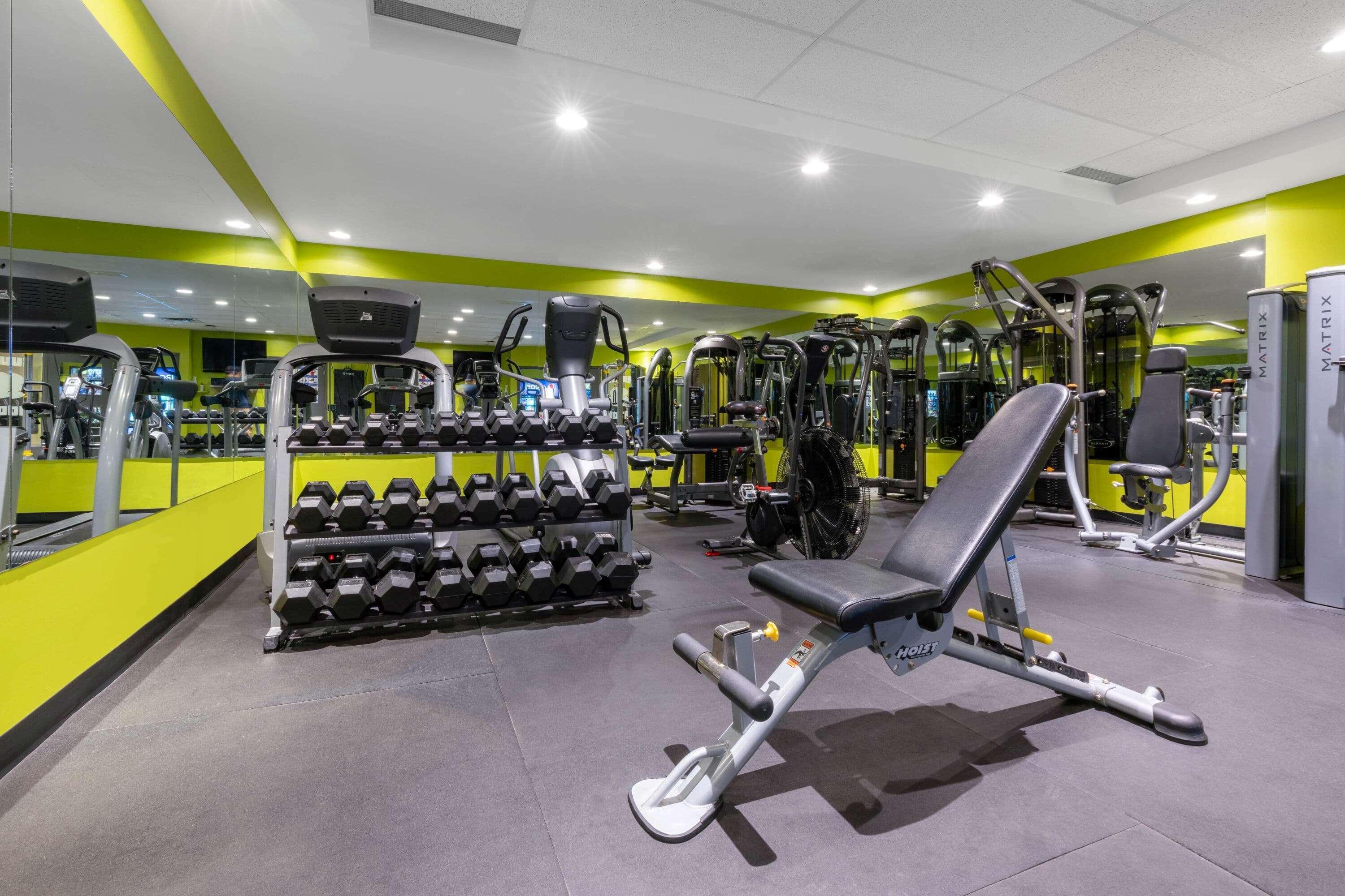 Super 8 By Wyndham Winnipeg West מראה חיצוני תמונה