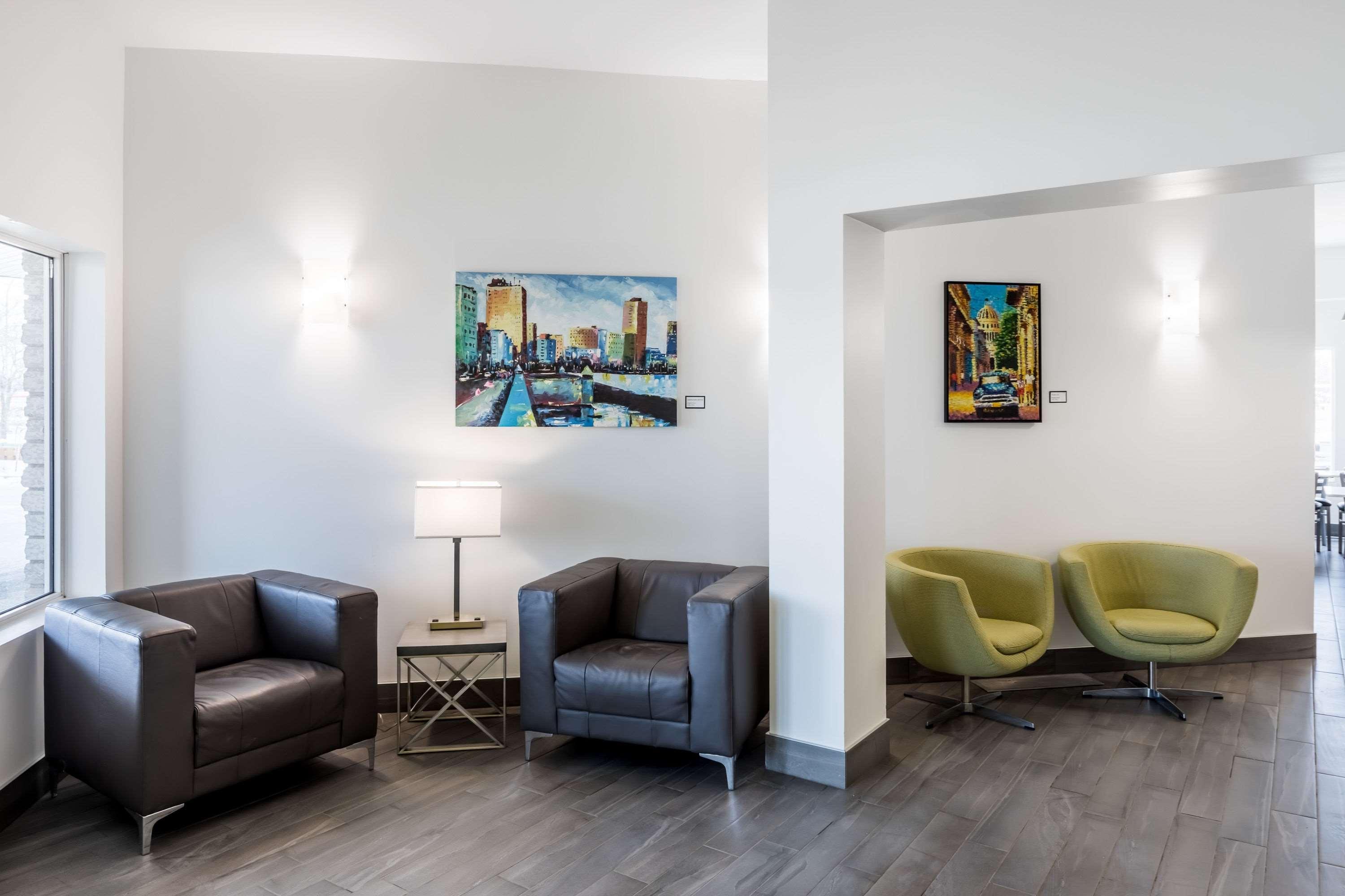 Super 8 By Wyndham Winnipeg West מראה חיצוני תמונה