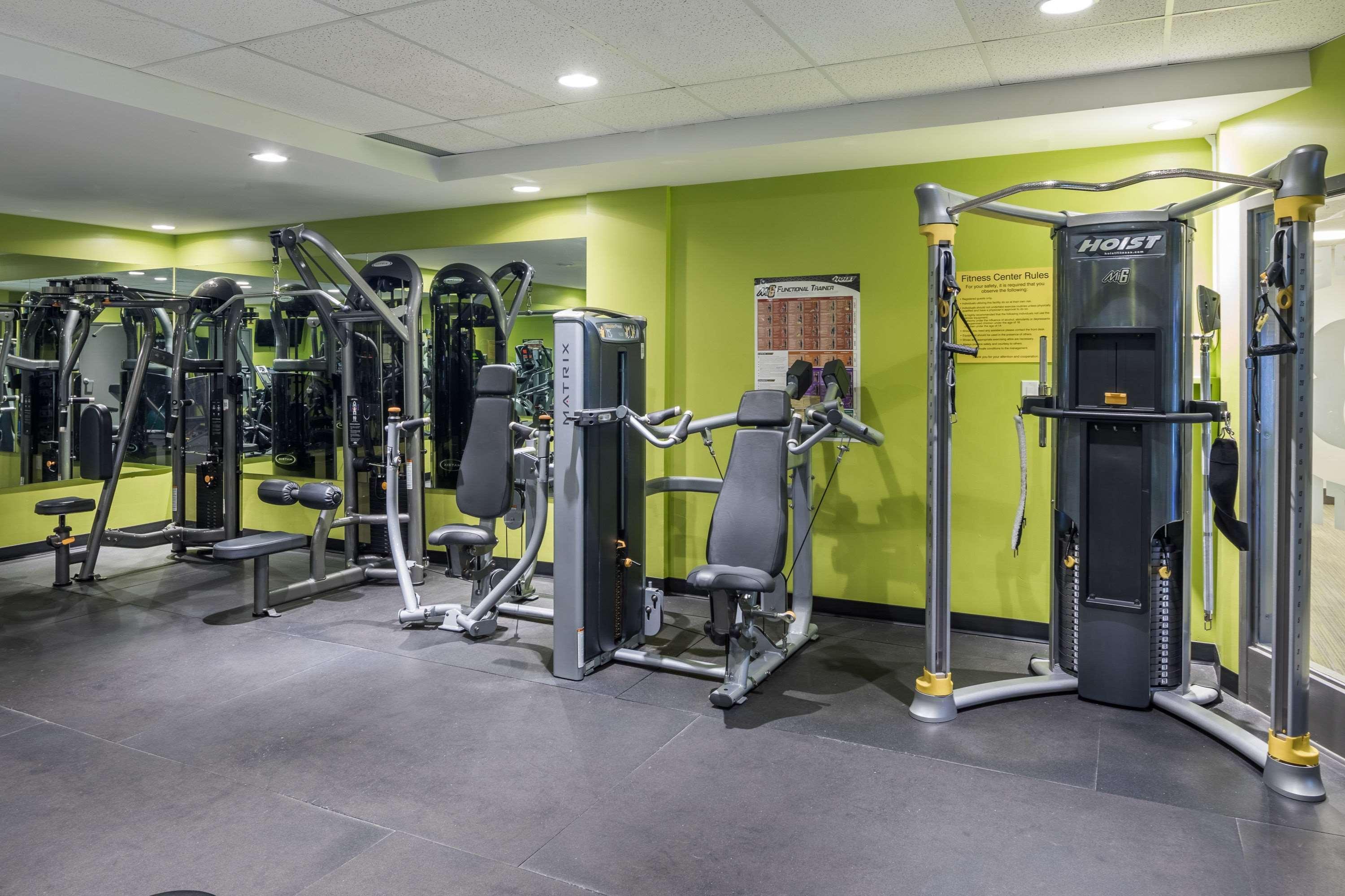 Super 8 By Wyndham Winnipeg West מראה חיצוני תמונה