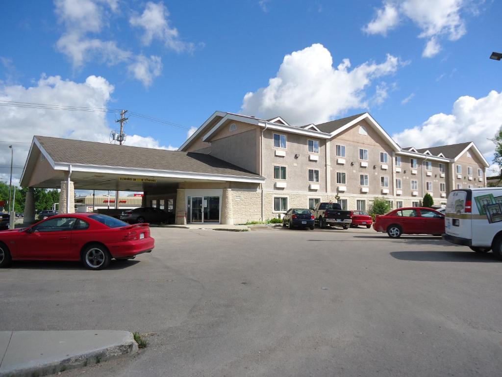 Super 8 By Wyndham Winnipeg West מראה חיצוני תמונה